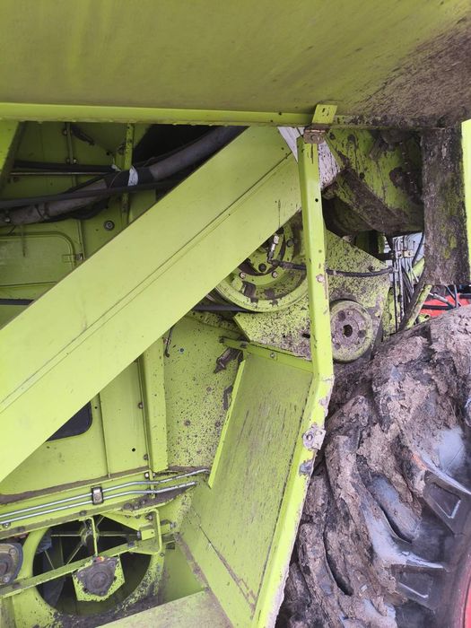 Продаєця комбайн клас домінатор 68