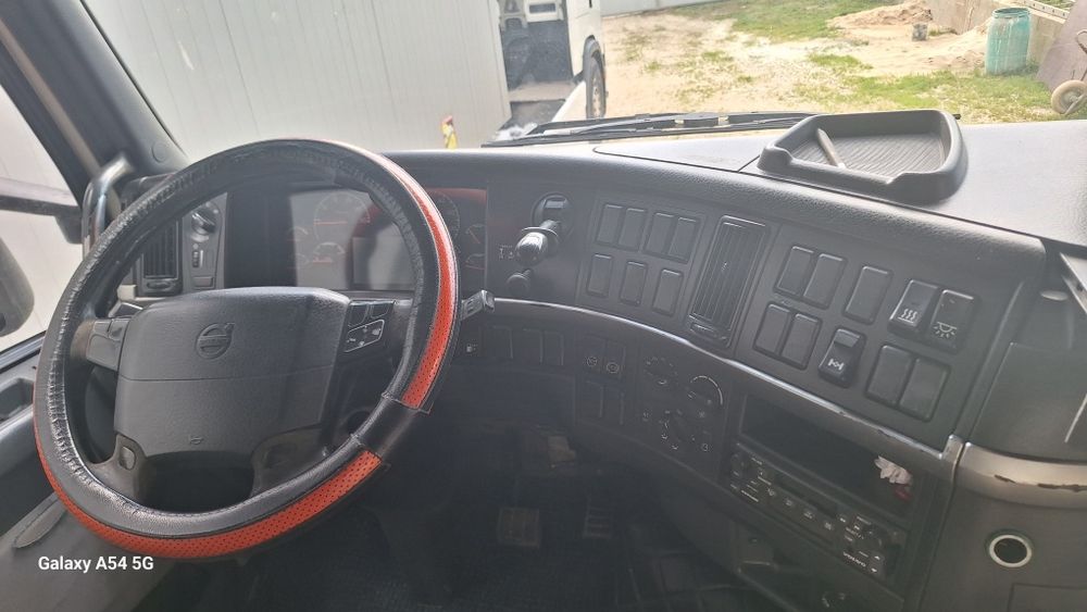 Vendo volvoFh 420 de 2004