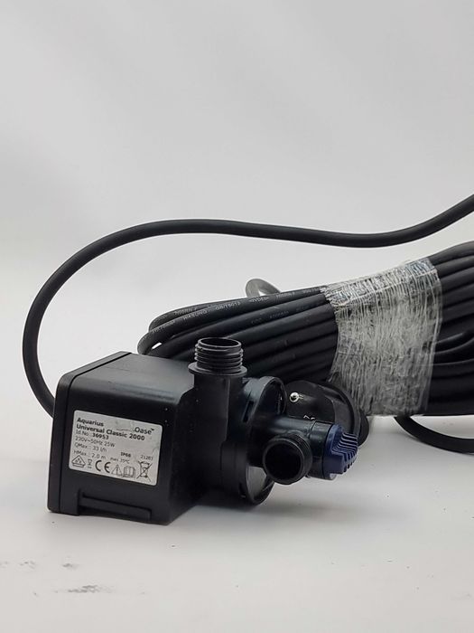 Помпа Oase Aquarius Universal Classic 2000 — 2000 л/год, IP68 (2630)