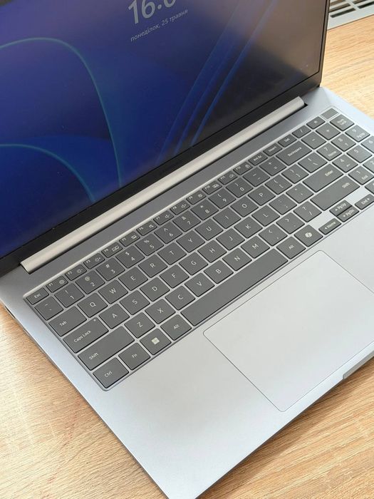 Samsung Galaxy Book4 Edge 15.6" 16GB DDR5/512GB SSD - як новий