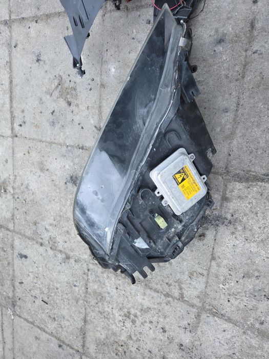 BMW e60 e61 lampa prawa przód przednia dynamic xenon lift lci europa