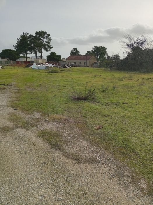 Terreno 300m2, 5mil euros de entrada