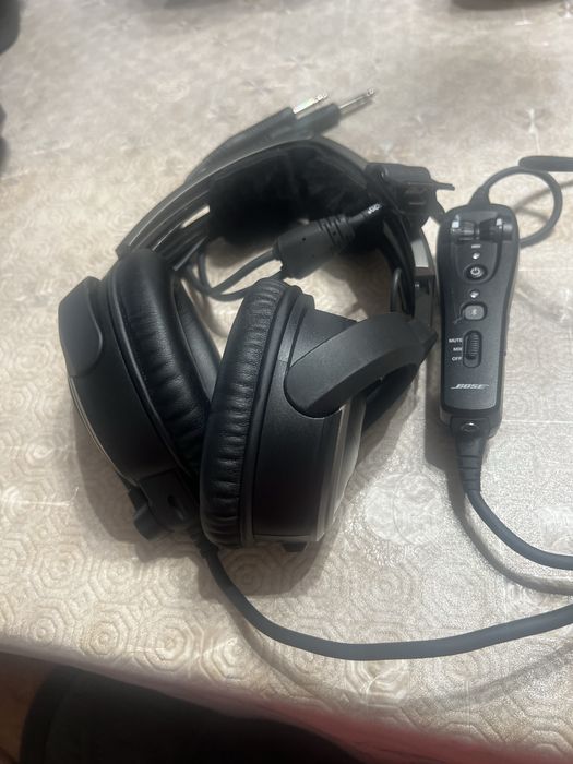 Fones de Aviação da Bose A20