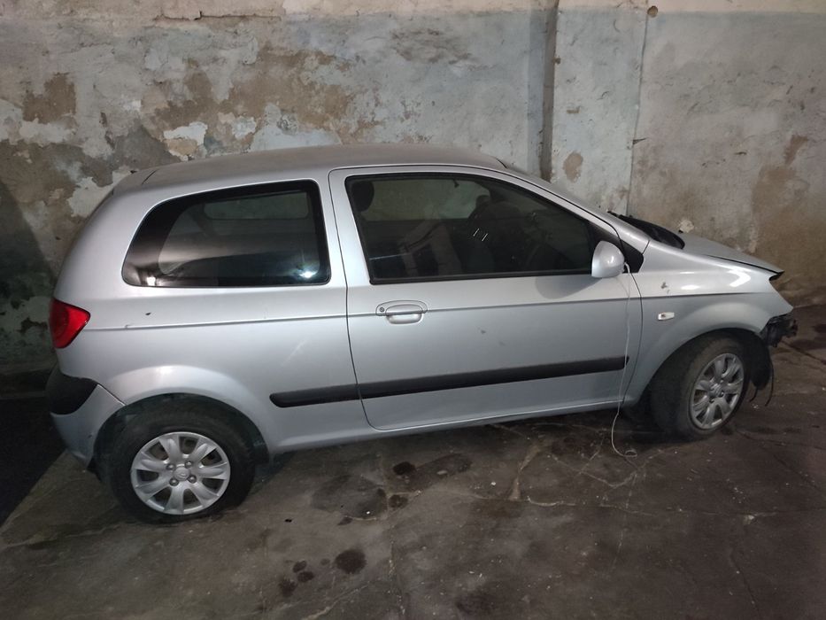 Автомобиль хюндай Гетц