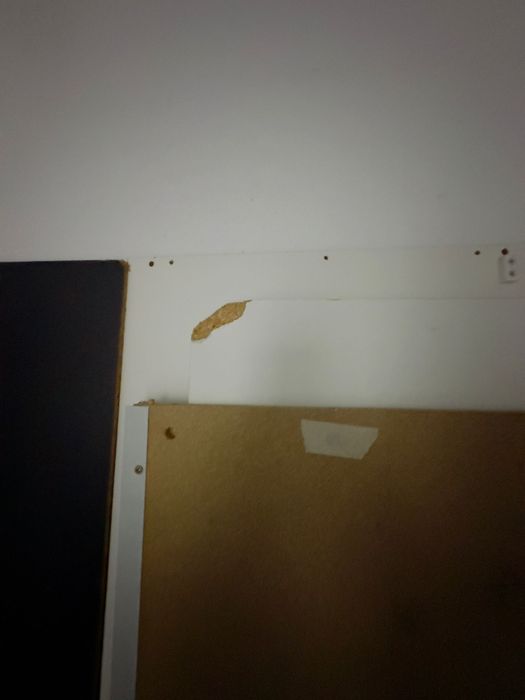 Roupeiro IKEA usado.