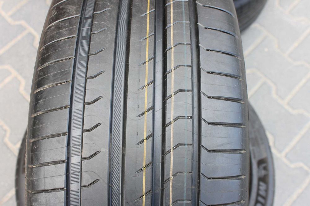 225/45 95Y Michelin Pilot Sport 5 opony letnie 2szt DEMO