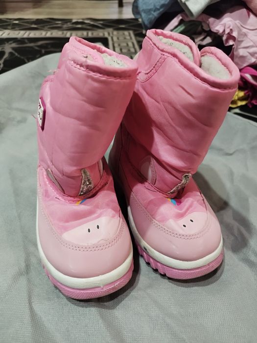 Безкоштовно речі на дівчинку