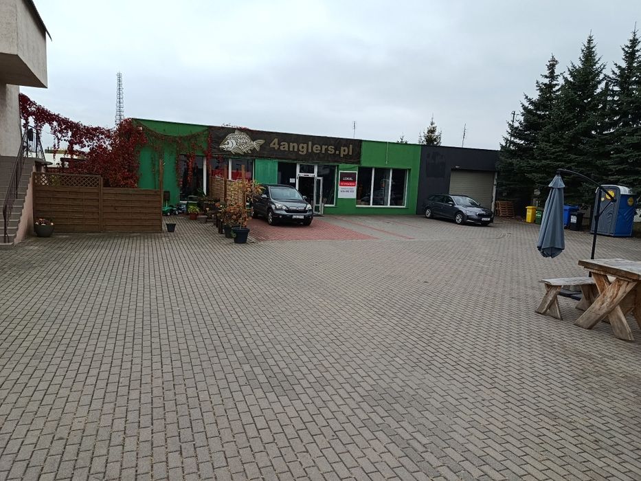 Lokal handlowo-usługowy
