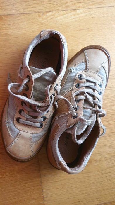 Sapatinhas modernas kikers