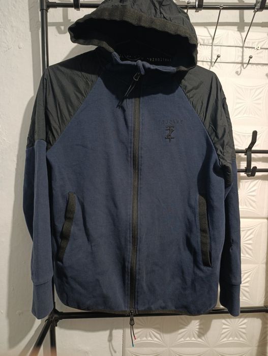 Кофта спортивная на флисе , роба