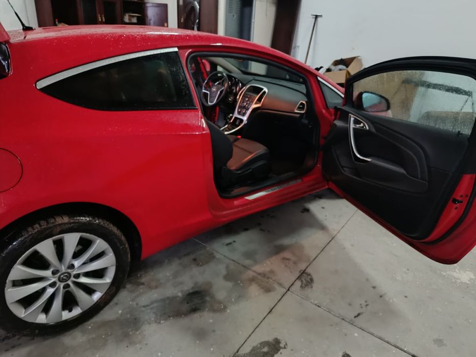 Opel Astra J / GTC/ 1.7 cdti 131 cv Eco