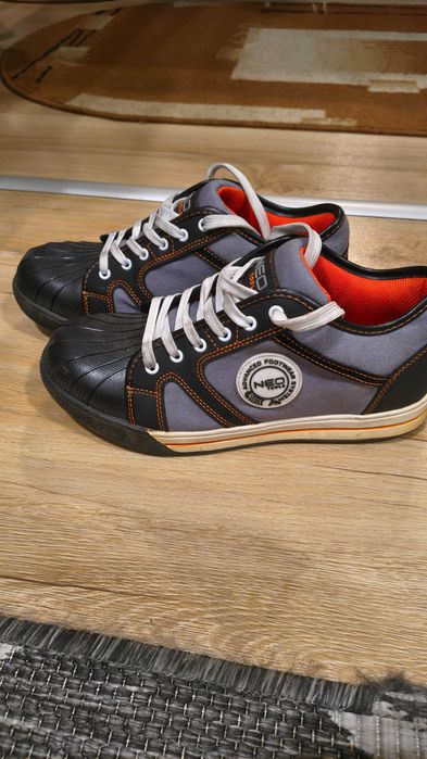 Buty robocze NEO Tools – rozmiar 40 (pasują też na 41) – stan jak nowe