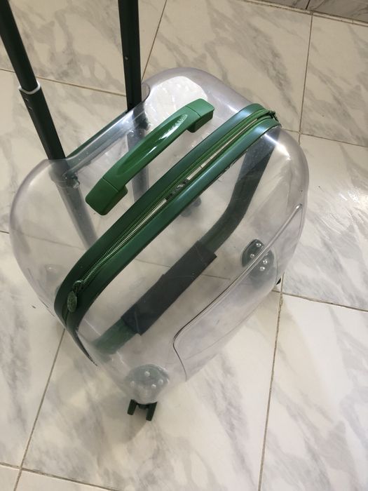 Vendo trolley para animais usado