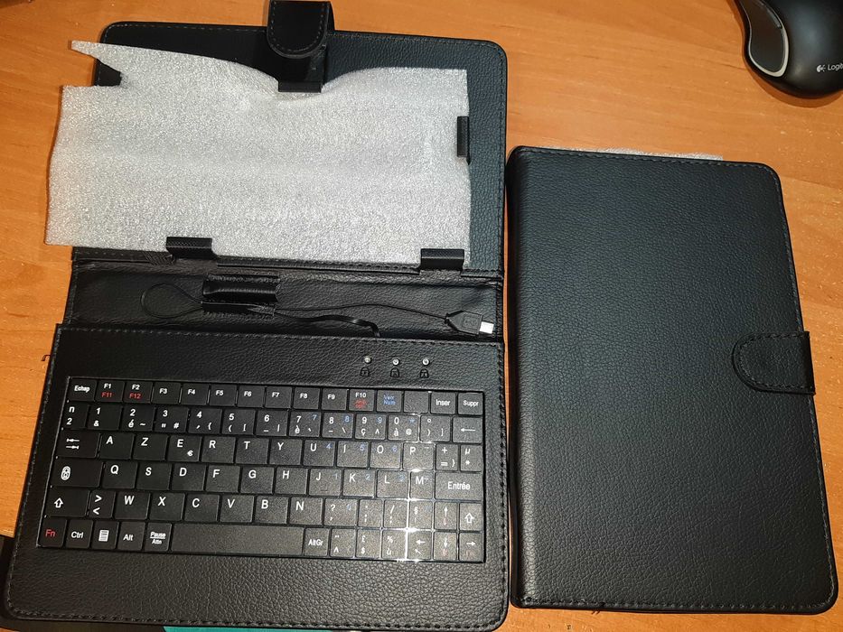 Чохол на планшет, книжка + клавіатура micro USB