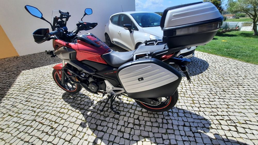 Honra NC 750X impecável