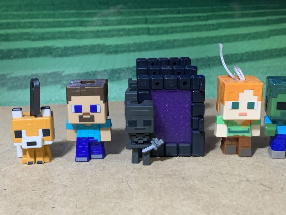 Фигурки Майнкрафт Киндер (Продажа / Обмен) Minecraft Kinder