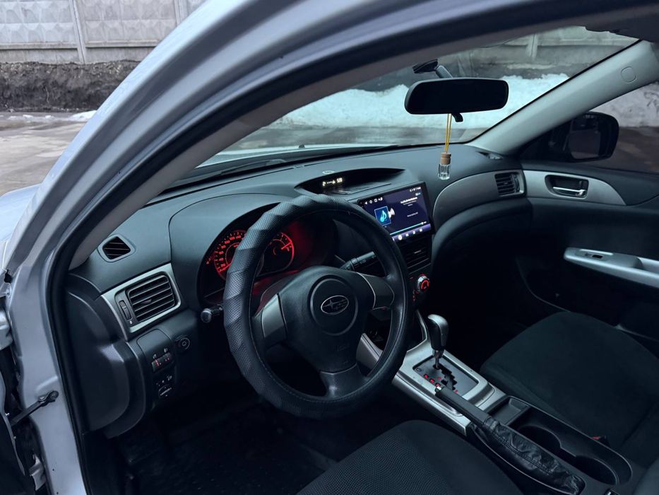 Subaru Impreza газ/бенз Автомат