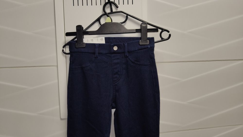 Legginsy Uniqlo r. XXS spodnie NOWE