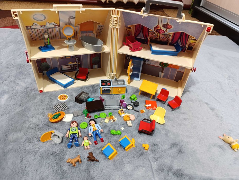 Плеймобил Playmobil дім з фігурками