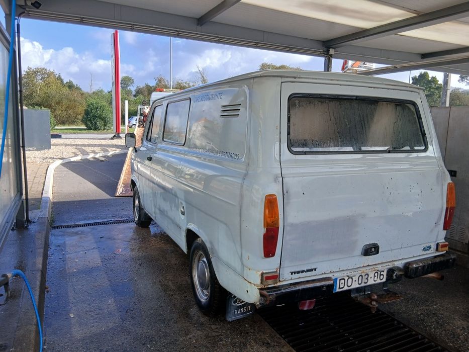 Ford transit,  furgão 7 lugares
