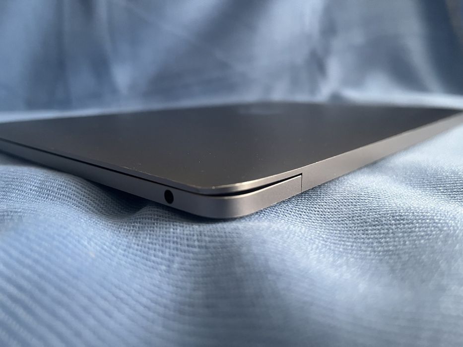 MacBook Pro M1 2020 16/256