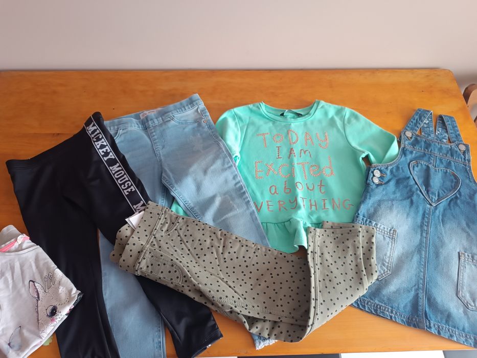 Набір речей на дівчинку 4-5 років, 104-110 ріст.