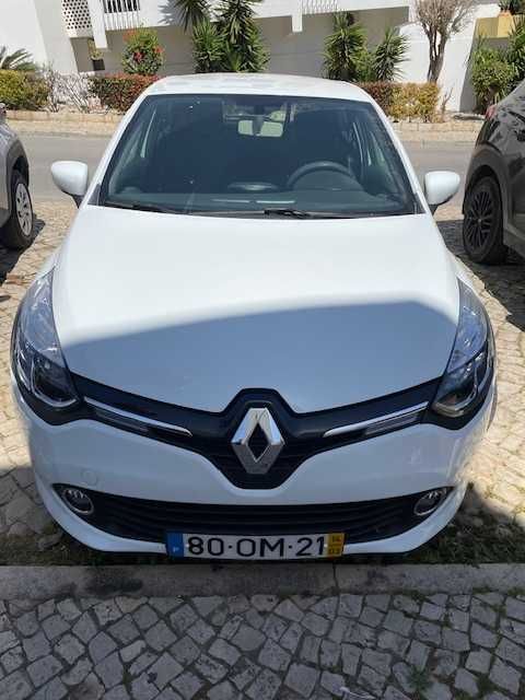 Carro renault clio