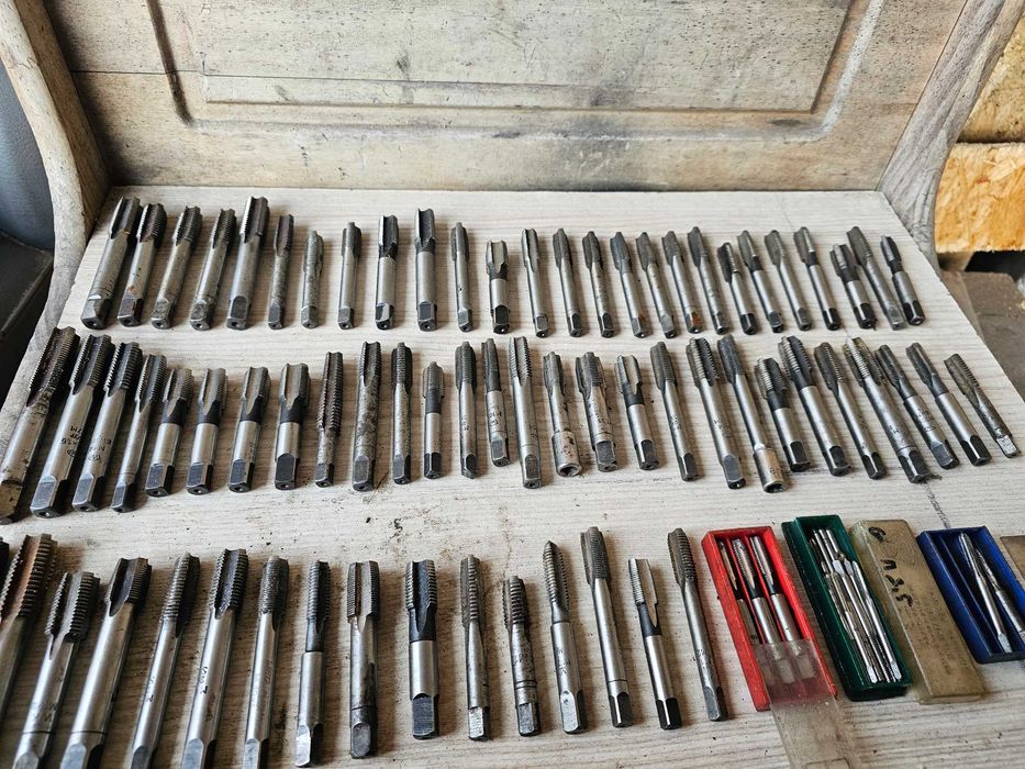 Rozwiertaki nastawne regulowane 11szt frezy krótkie i długie gwintowni