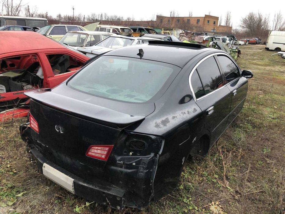 Infiniti G35 2004 год / Инфинити Г35 седан - кузов