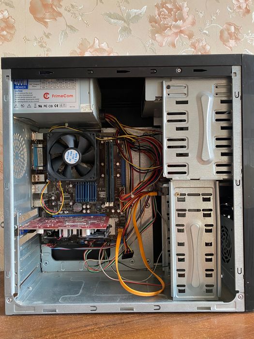 Продам работающий системный блок