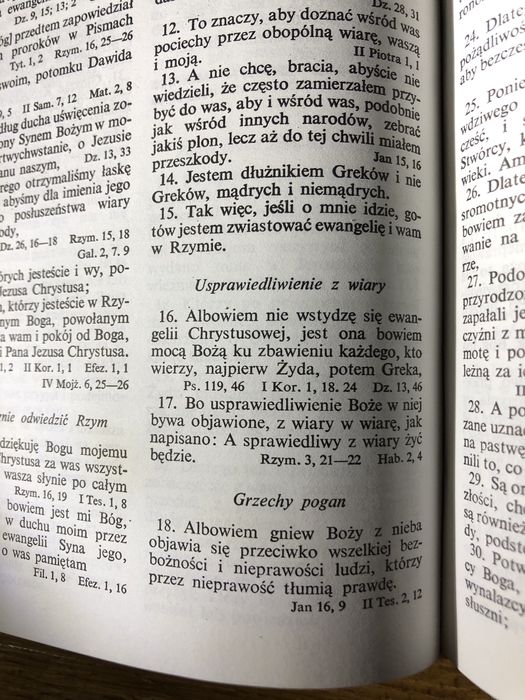 Nowy Testament (wersja trzyjęzykowa)