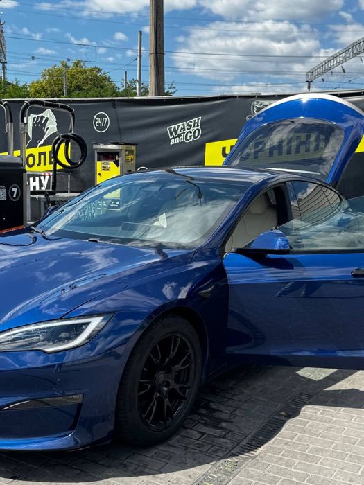 Обмін дисків tesla model s r19