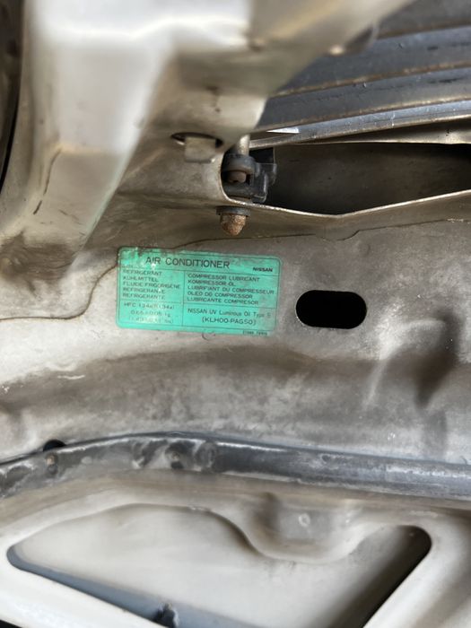 Капот nissan maxima a 33 2000-2006 рік
