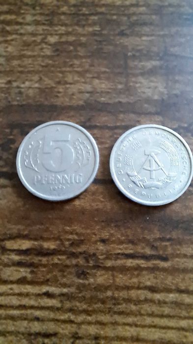 Dwie moneta 5 Pfennig NRD 1979 (DDR)