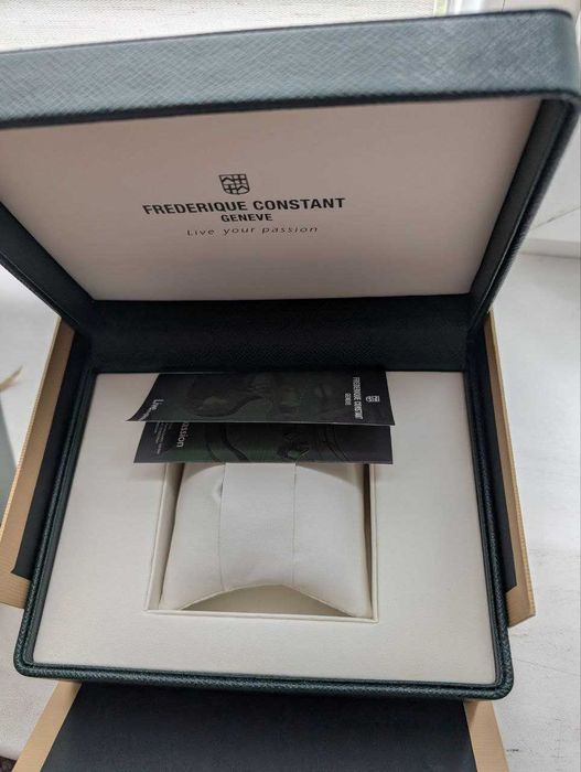 Швейцарский Годинник Frederique Constant Smartwatch
