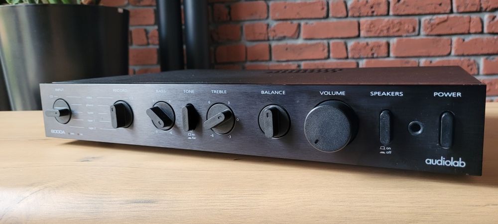 Wzmacniacz Audiolab 8000a