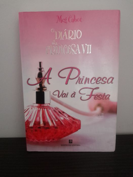 Vários livros de história para adolescentes