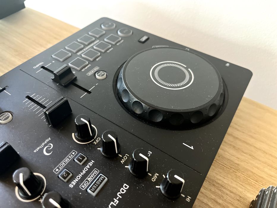 Pioneer DDJ-FLX2 DJ Controller