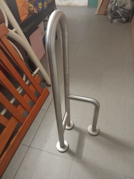 Barras de apoio apenas fixas sanita inox