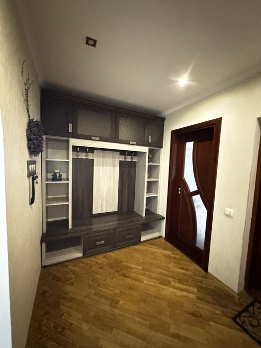 Продаж 4-х кімнатної квартири в м. Ківерці