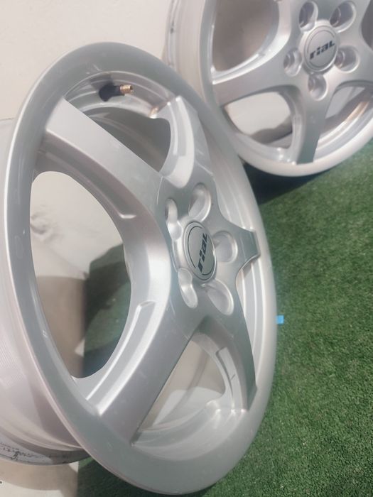 Felgi aluminiowe Rial 5x112 et47 6J 15" VW Seat Skoda