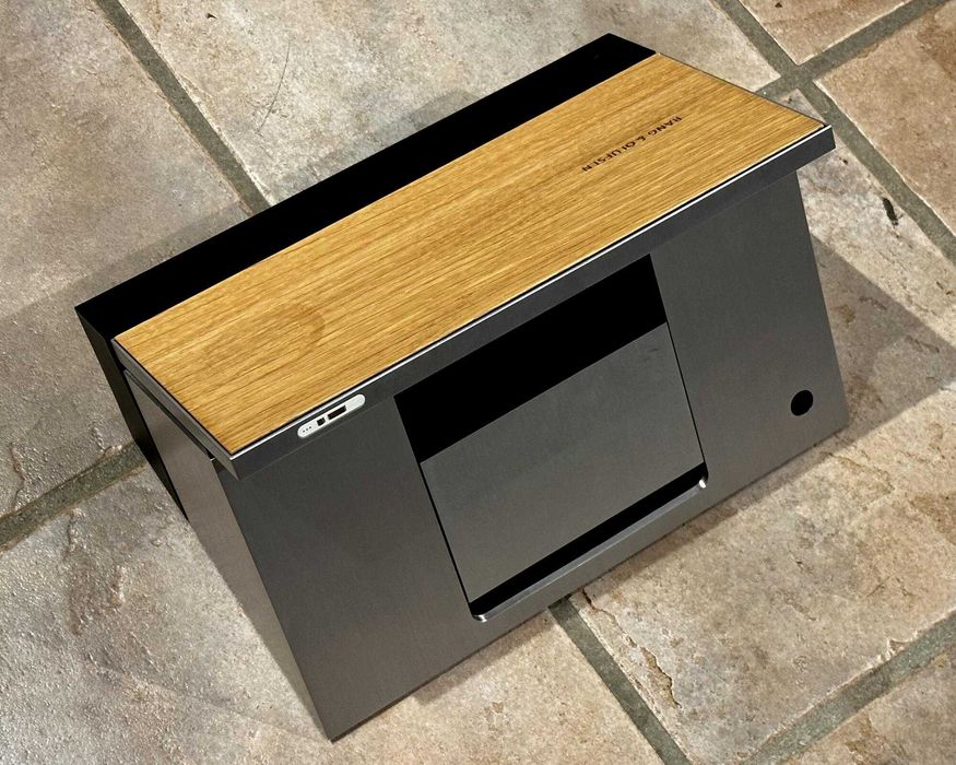 Bang & Olufsen Beosound Moment Beolab 17 floor stand