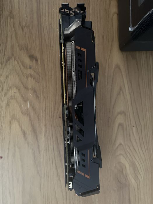 Auorus gtx 1080 ti 11gb