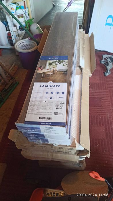 Panele podłogowe Classic Dąb Brązowy Ciepły CLM5789 AC4 8mm Quick-Step