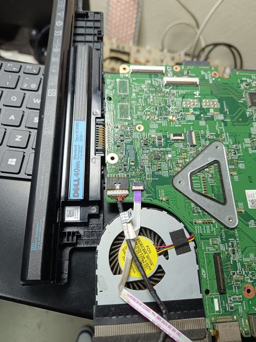 Portátil Dell Inspiron 15 3000 series