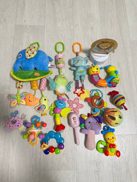 Іграшки пакетом для немовля 3міс 4міс 5міс 6міс