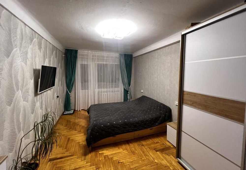 Продаж 2к квартири на вул. Олімпійській (213-274-550)