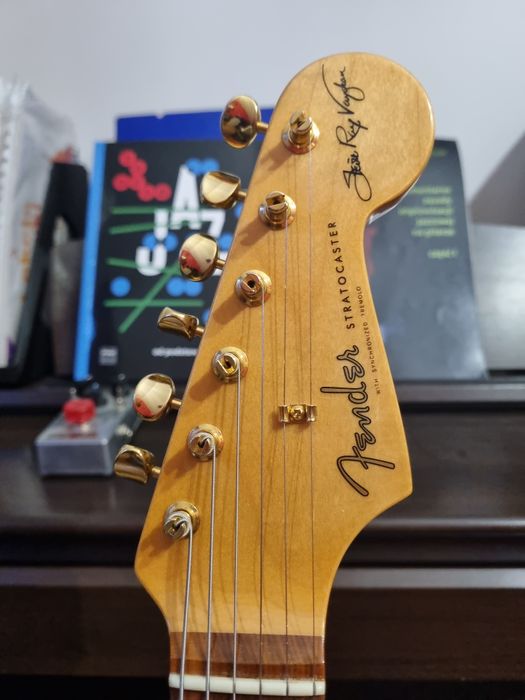 Fender Stratocaster  SRV  2005.