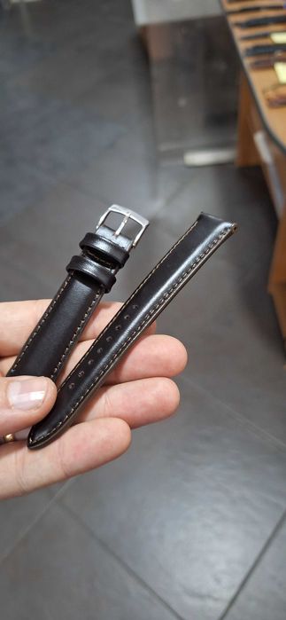 Braceletes de couro para relógios, fazemos vários modelos e medidas!!!