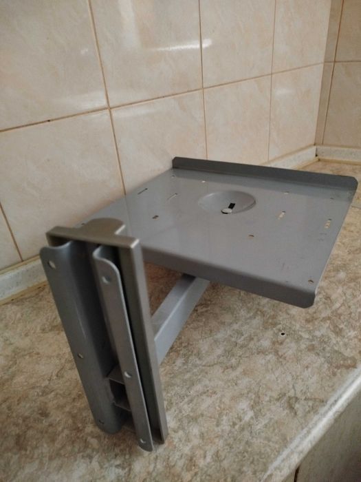 Кронштейн/ полка для техніки